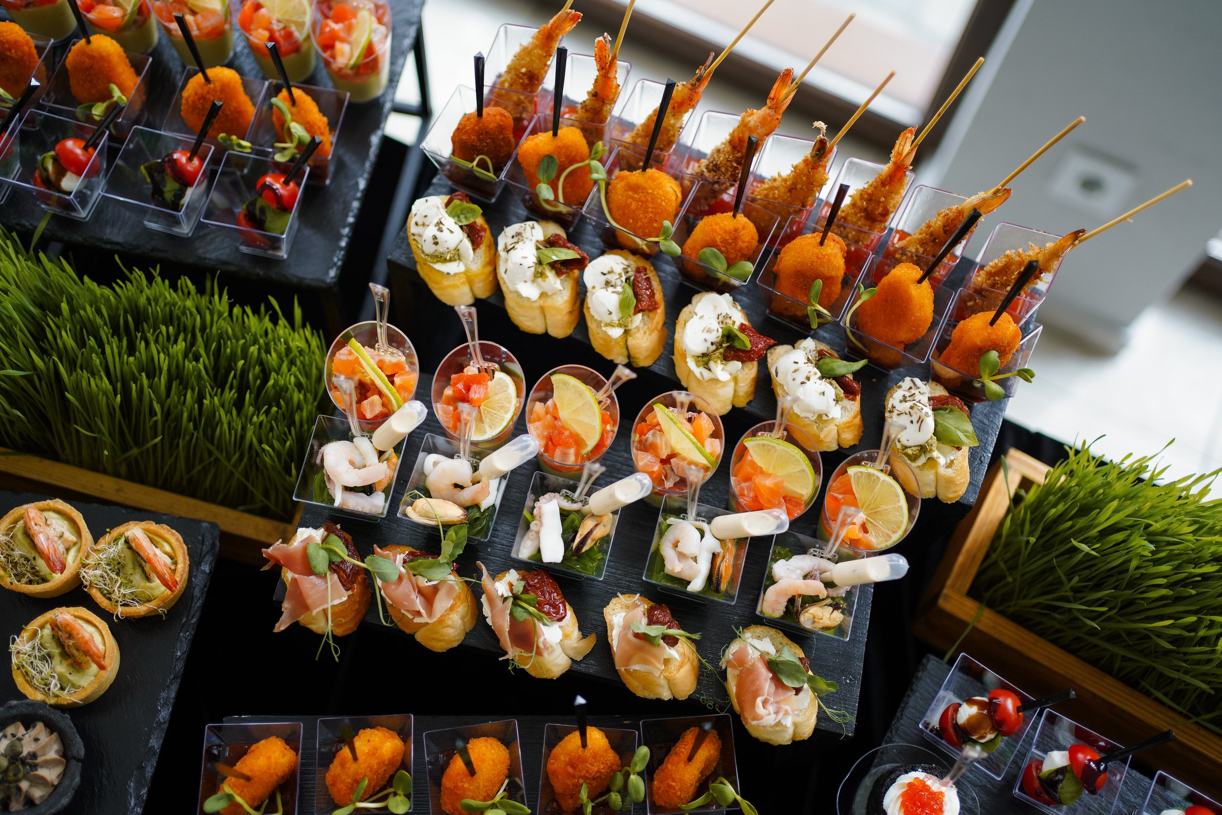 Grazing tray